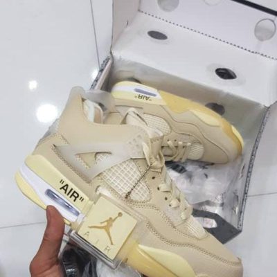 کتانی نایک ایر جردن ۴ آف وایت کرمی (سایل) Nike air Jordan 4 off-white cream (sail)