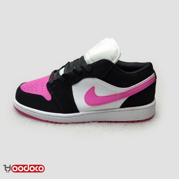 کتانی نایک ایر جردن ۱ بدون ساق سفید ارغوانی Nike air Jordan 1 low white and magenta