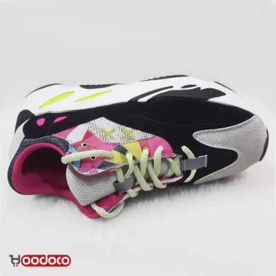 کفش آدیداس یزی بوست 700 صورتی مشکی Adidas yeezy boots 700 pink black