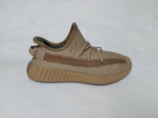 کتانی آدیداس یزی بوست وی۲ قهوه ای Adidas yeezy boost 350 v2 brown