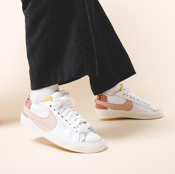 نایک بلازر بدون ساق جامبو سفید گلبهی Nike blazer low jambo white pink